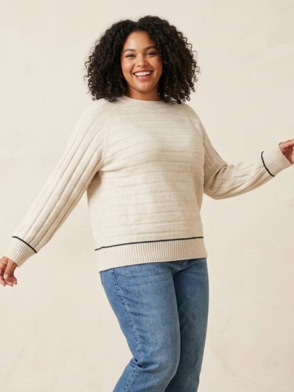 Cozy NWT Dokotoo Cream Knit Sweater Size XL